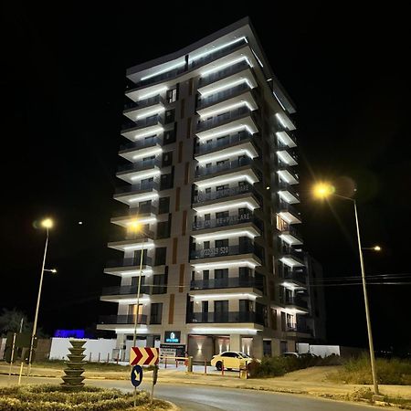 Shiba Studio Mamaia Esterno foto